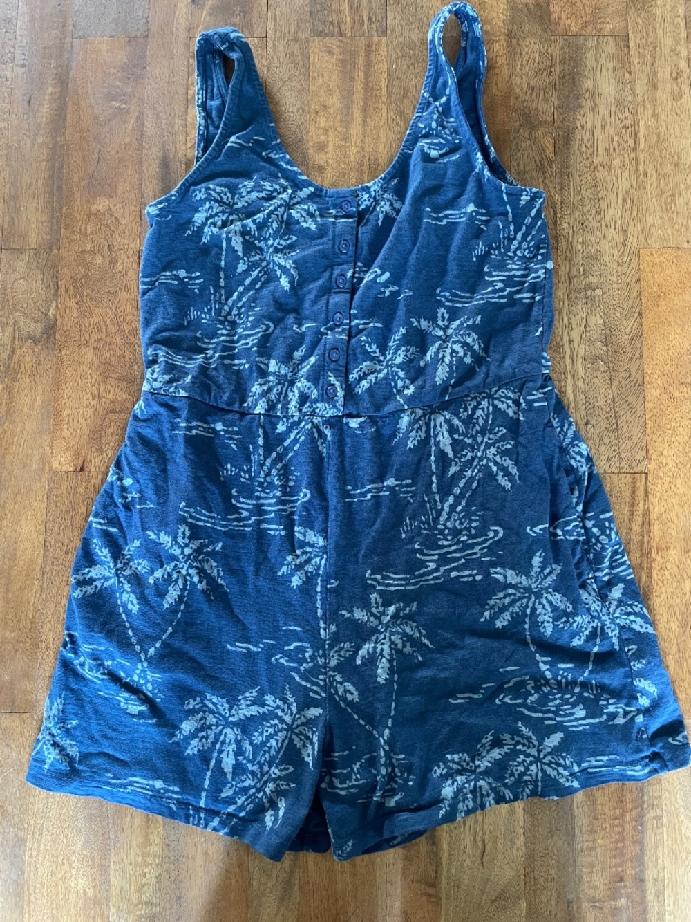 Gap beach jumper with shorts XS